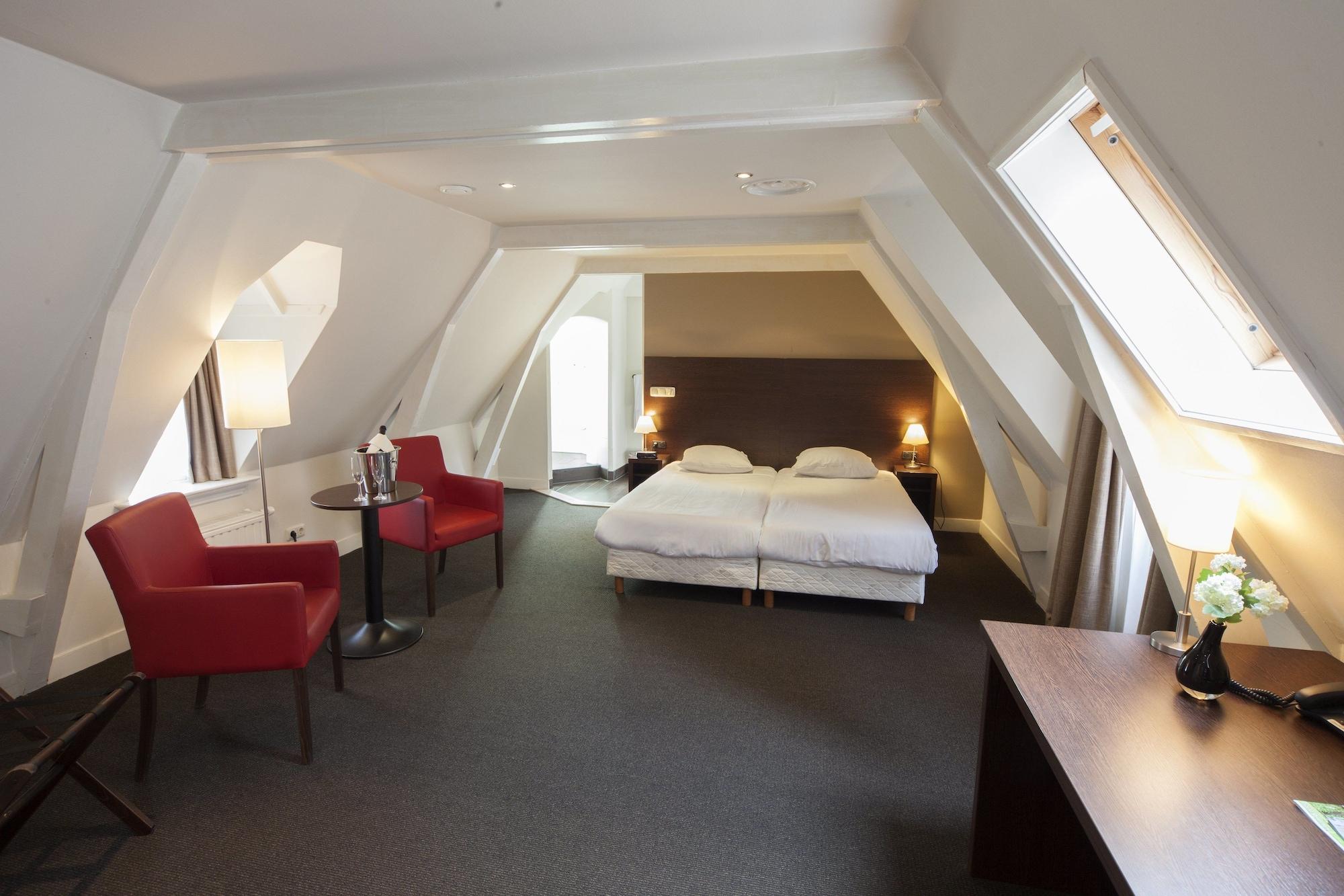 Fletcher Hotel Gilde Deventer Exteriör bild