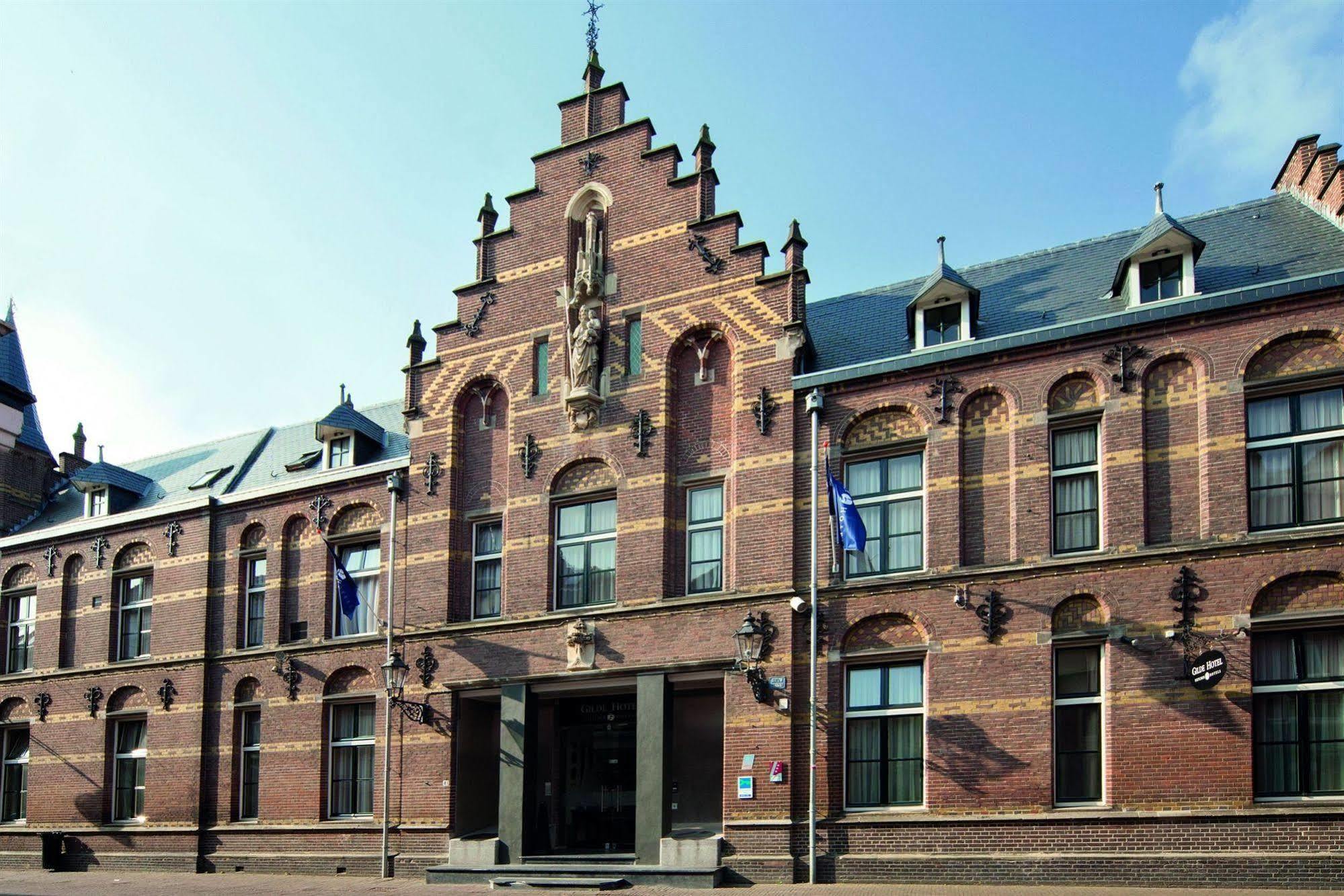 Fletcher Hotel Gilde Deventer Exteriör bild