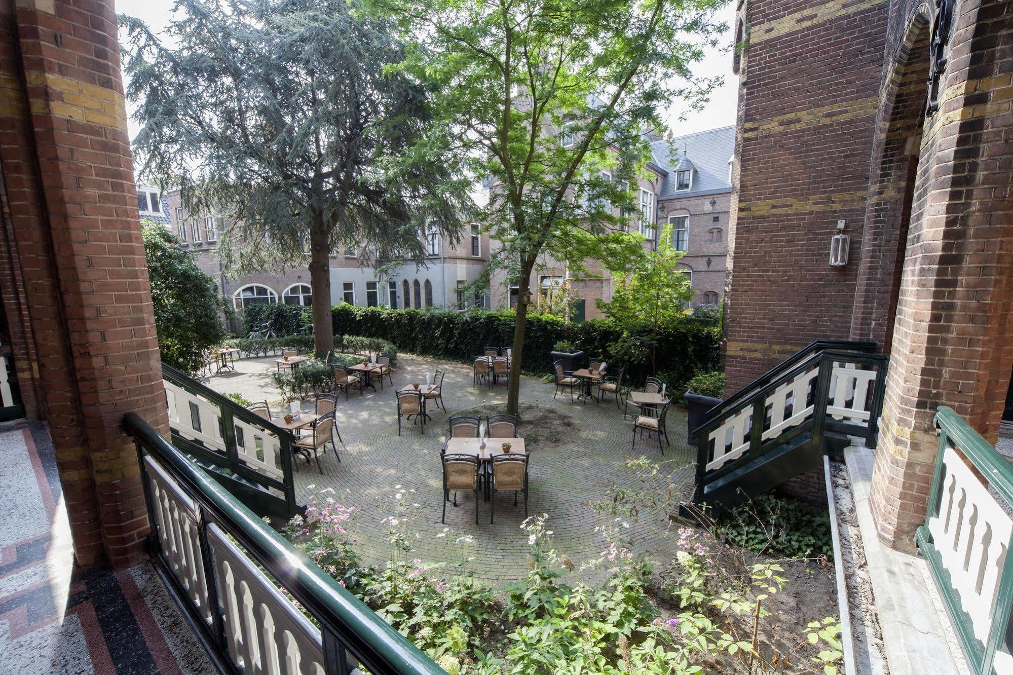 Fletcher Hotel Gilde Deventer Exteriör bild