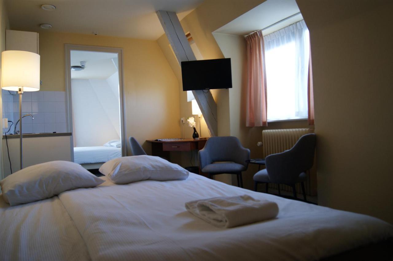 Fletcher Hotel Gilde Deventer Exteriör bild